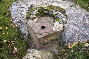 Ligne Maginot - SAINT WALFROY EST - (Observatoire d'infanterie) - La guérite
Orifice pour périscope ouvert