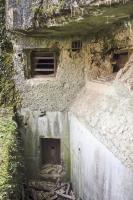 Ligne Maginot - VELOSNES - (Ouvrage d'artillerie) - Bloc 3
Sortie de secours dans le fossé diamant