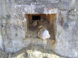 Ligne Maginot - MB42 - (Blockhaus lourd type STG / STG-FCR - Simple) - Les créneaux de tir de l'extérieur