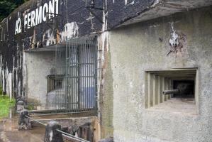Ligne Maginot - FERMONT - A2 - (Ouvrage d'artillerie) - Entrée munitions
Noter le canon de 47 en position de tir