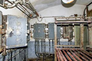 Ligne Maginot - FERMONT - A2 - (Ouvrage d'artillerie) - PC de l'ouvrage
Boitiers répartiteurs téléphoniques