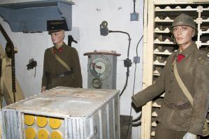 Ligne Maginot - FERMONT - A2 - (Ouvrage d'artillerie) - Bloc 4
Pourvoyeur avec l'uniforme du 152° RAP au magasin M3