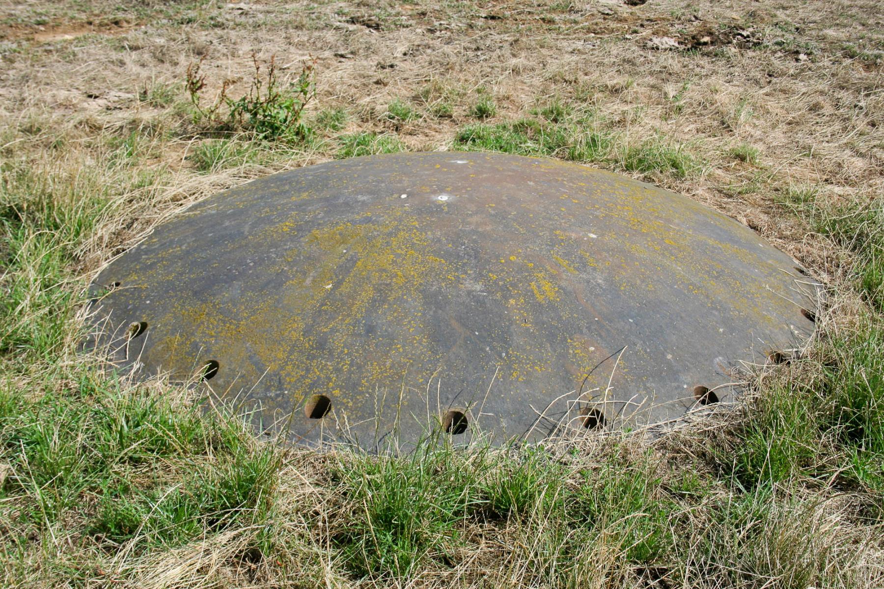 Ligne Maginot - BREHAIN - A6 - (Ouvrage d'artillerie) - Bloc 5
La tourelle a été démontée et transportée au musée de Fermont - Michel Teiten