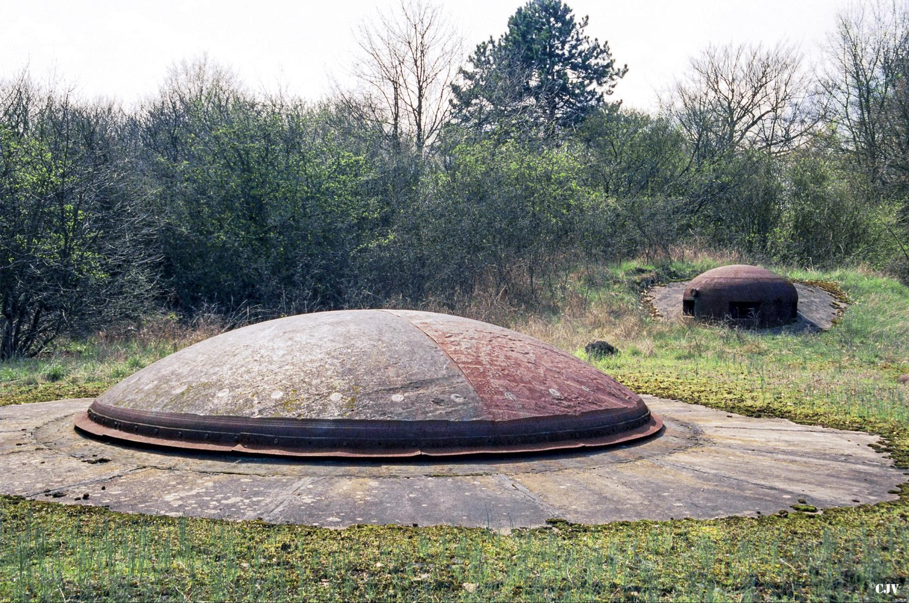 Ligne Maginot - MOLVANGE - A9 - (Ouvrage d'artillerie) - Bloc 10
Tourelle de 75 mle 33 - Lia VERMEULEN