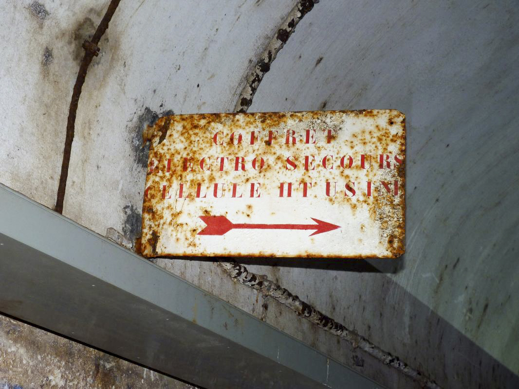 Ligne Maginot - MOLVANGE - A9 - (Ouvrage d'artillerie) - Panneau dans la galerie - Aditus