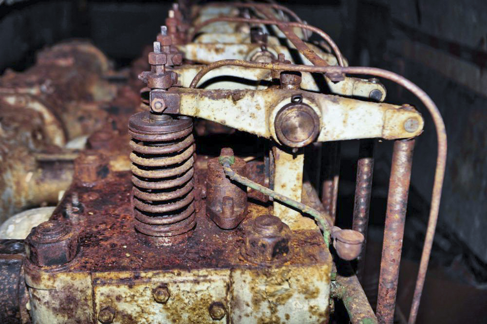 Ligne Maginot - MOLVANGE - A9 - (Ouvrage d'artillerie) - Usine électrique de l'ouvrage
Groupe électrogène à moteur SGCM
Détail des culbuteurs - GOERGEN Claude