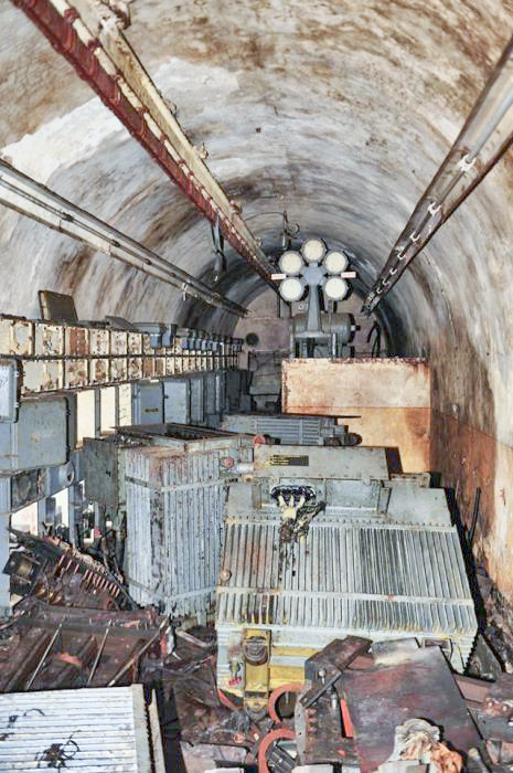 Ligne Maginot - MOLVANGE - A9 - (Ouvrage d'artillerie) - Poste de transformation souterrain de l'ouvrage
Sans commentaire - GOERGEN Claude