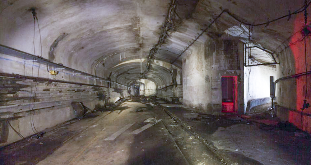 Ligne Maginot - MOLVANGE - A9 - (Ouvrage d'artillerie) - Galerie et gare du M1 - YAMI1900