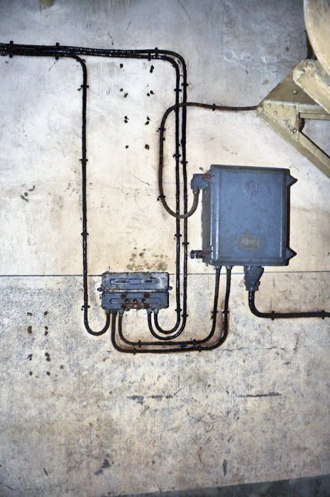 Ligne Maginot - MOLVANGE - A9 - (Ouvrage d'artillerie) - Casernement
Le système de commande de la ventilation (Régimes Normal ou Gazé) - GOERGEN Claude