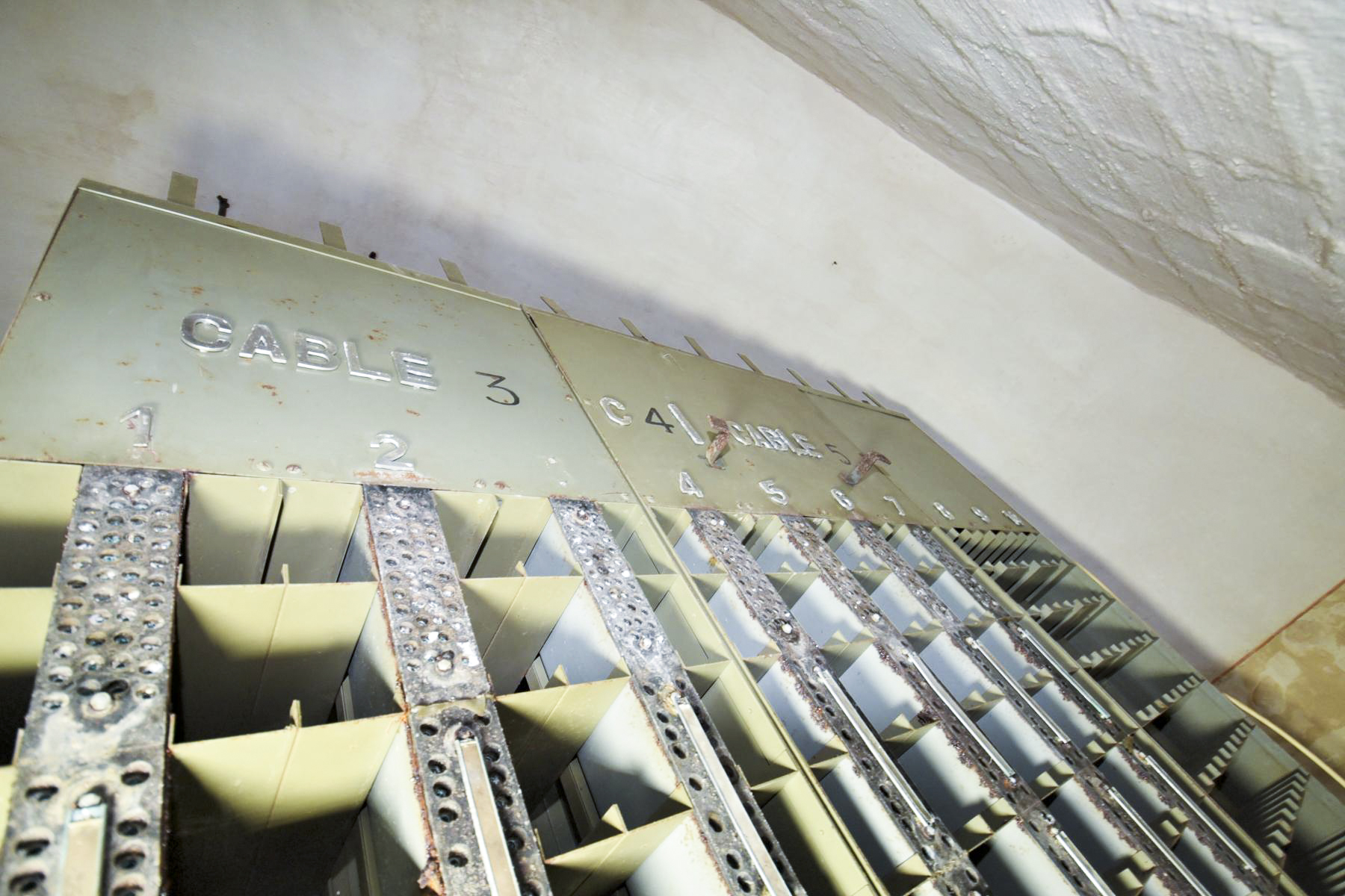 Ligne Maginot - MOLVANGE - A9 - (Ouvrage d'artillerie) - Casernement
Amplificateur cables longue distance - Ludovic KNAPP