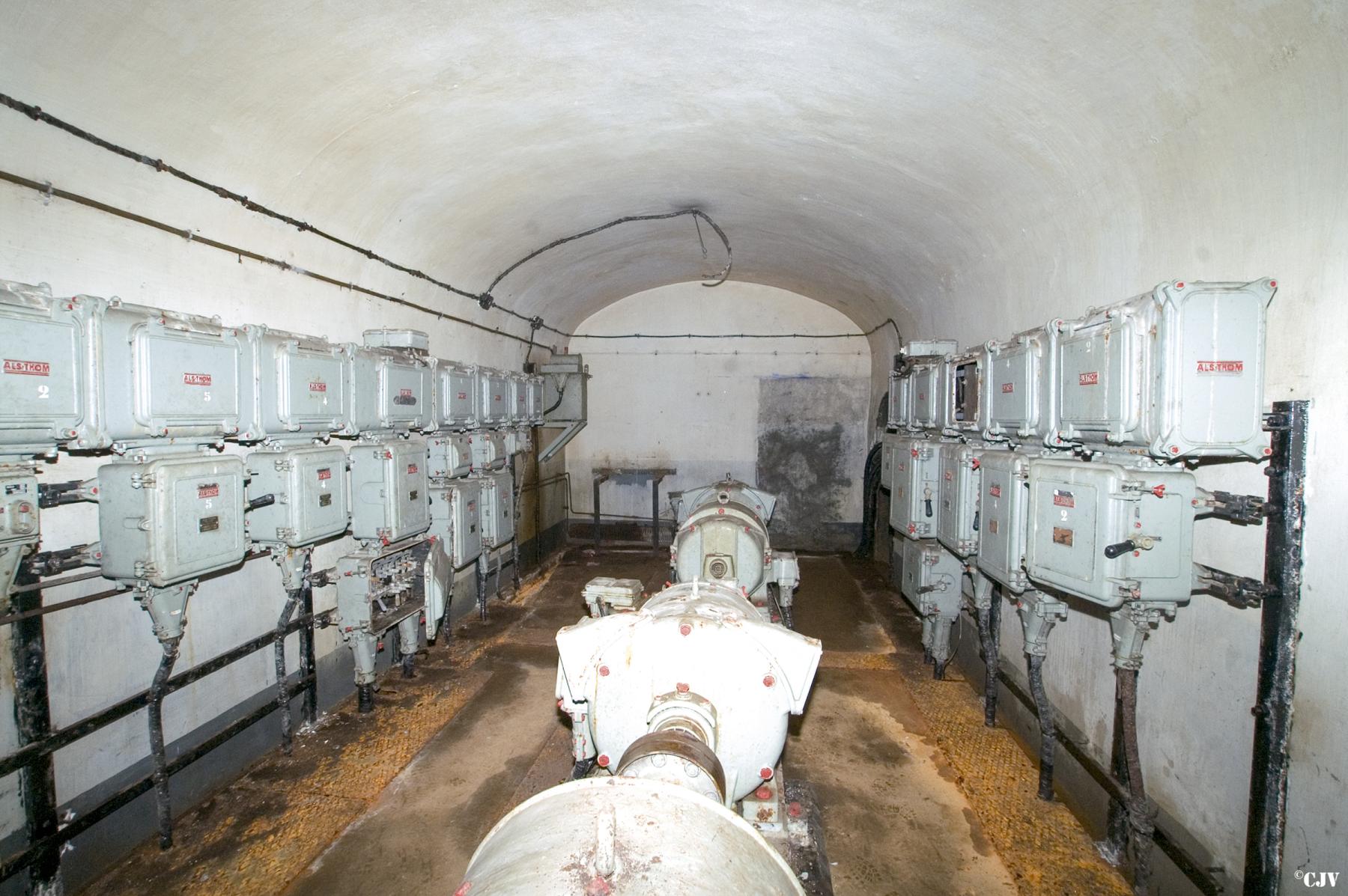 Ligne Maginot - MOLVANGE - A9 - (Ouvrage d'artillerie) - Sous-station A - Lia VERMEULEN