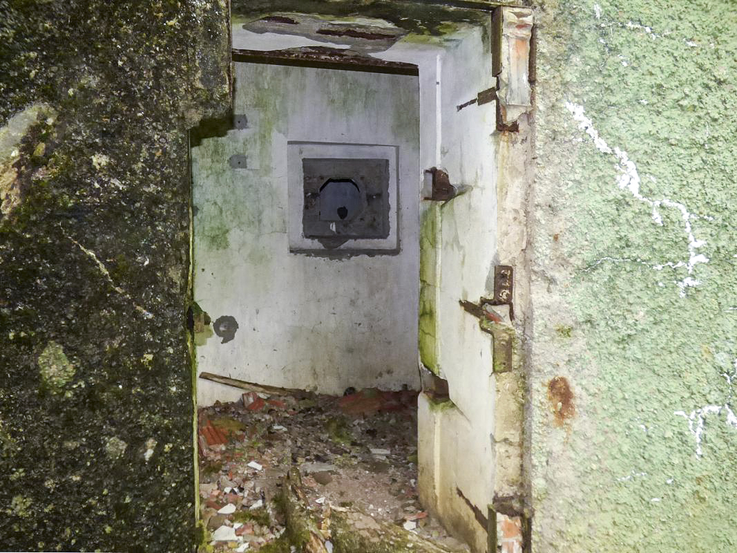 Ligne Maginot - ECOUVIEZ OUEST - (Casemate d'infanterie - Simple) -  - JMBrams