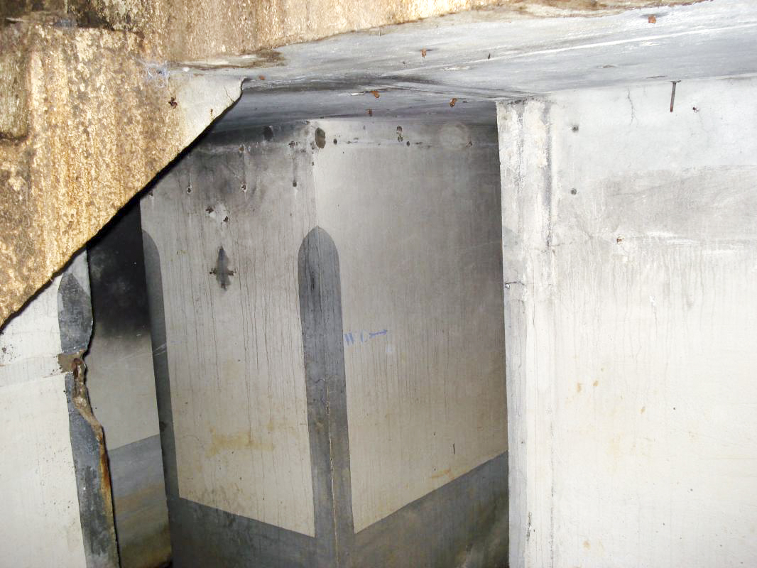 Ligne Maginot - FRESNOIS - (Casemate d'infanterie - Double) - Niveau inférieur - R Tucker