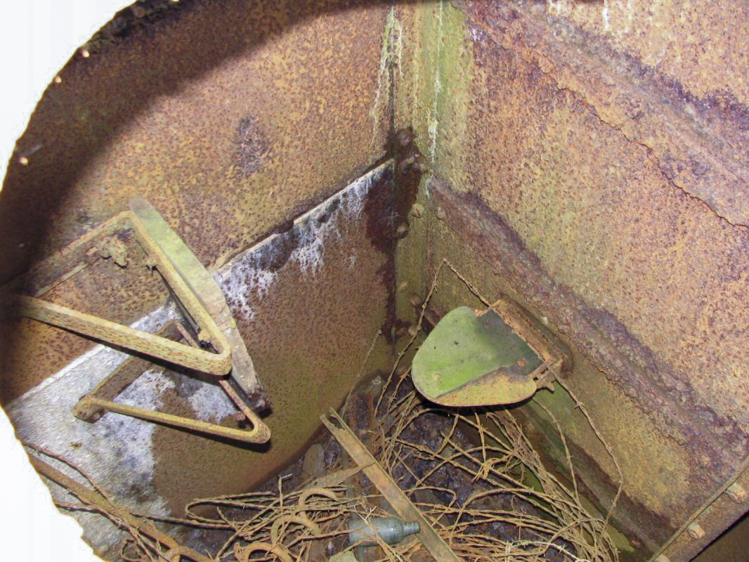 Ligne Maginot - LAITERIE - (Observatoire d'artillerie) - L’intérieur, coté droite - R Tucker