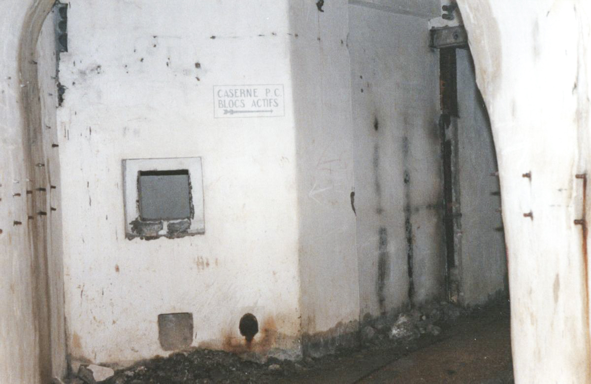 Ligne Maginot - LE CHESNOIS - CHENOIS - (Ouvrage d'artillerie) - Défense de la galerie - Sebach