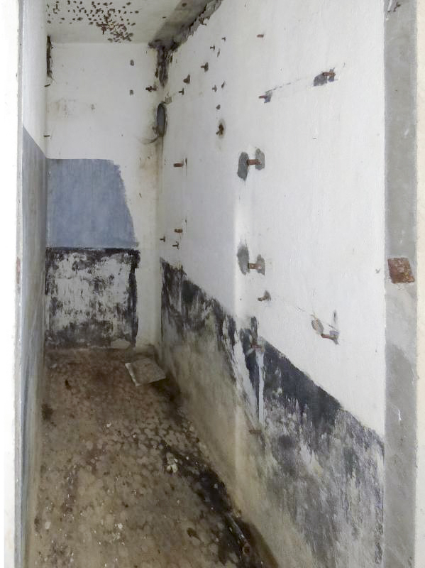 Ligne Maginot - MOIRY - (Casemate d'infanterie - Double) - Emplacement du central téléphonique, ici officiait le soldat de deuxième classe PAUL HARMAND - JMBrams