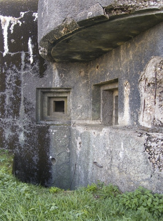 Ligne Maginot - MY1 - VILLY OUEST - (Casemate d'artillerie) -  - Jean-Louis AUBLET & Sylvie MAINGUIN