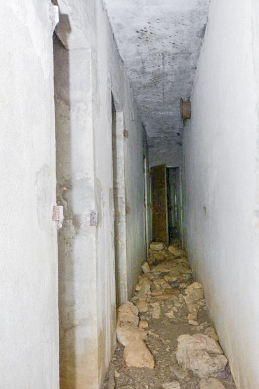 Ligne Maginot - SAINT WALFROY (4° BON - 155° RIF) - (PC de Quartier) - Le couloir intérieur - LAMBERT Pascal