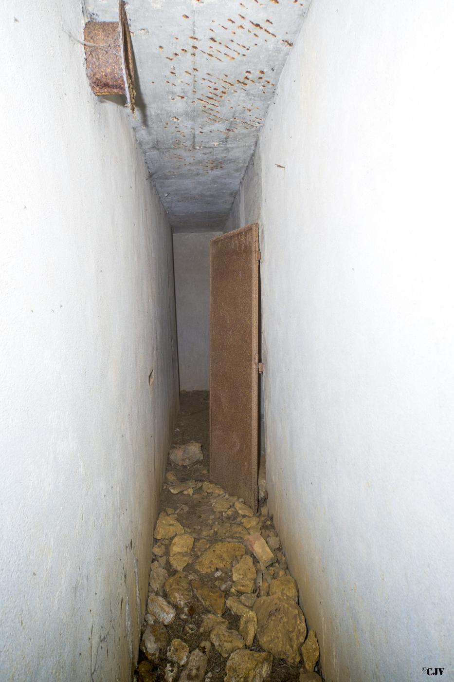 Ligne Maginot - SAINT WALFROY (4° BON - 155° RIF) - (PC de Quartier) - Le couloir - Lia VERMEULEN