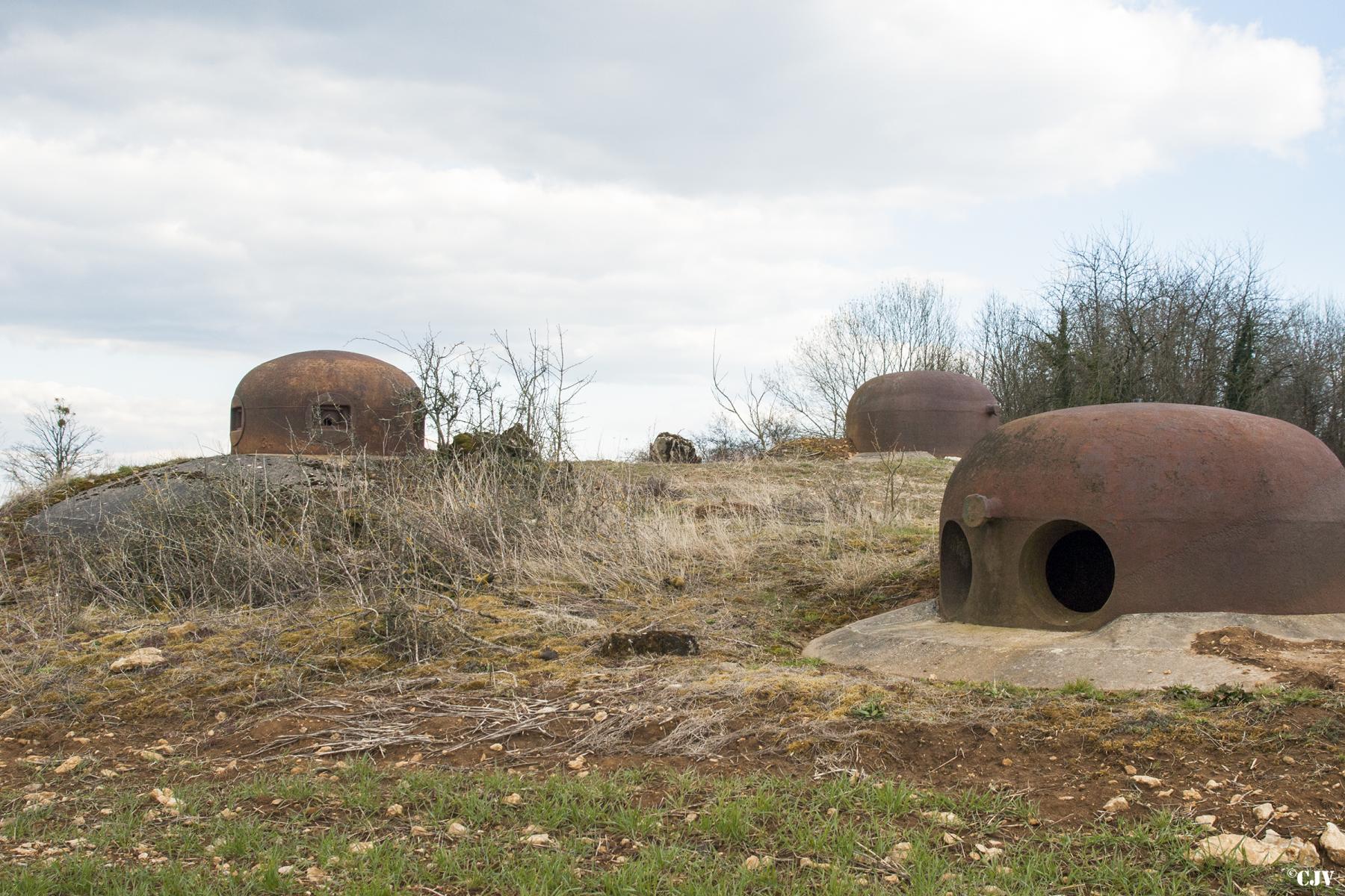 Ligne Maginot - THONNELLE - (Ouvrage d'infanterie) - Bloc 2
Les cloches - Lia VERMEULEN