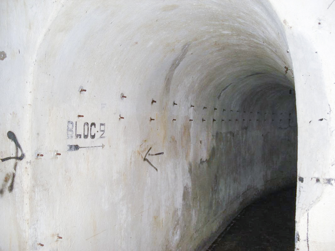 Ligne Maginot - THONNELLE - (Ouvrage d'infanterie) - Intersection - R Tucker