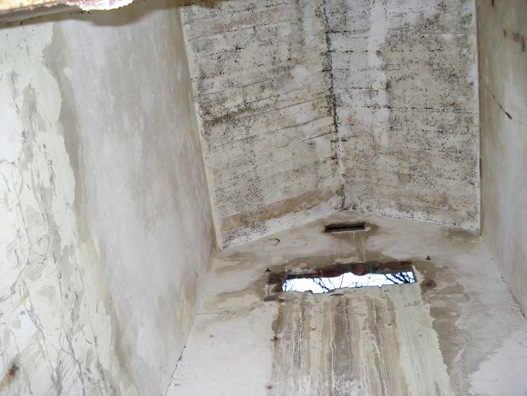 Ligne Maginot - THONNELLE - (Ouvrage d'infanterie) - Transformateur
L'intérieur - R Tucker