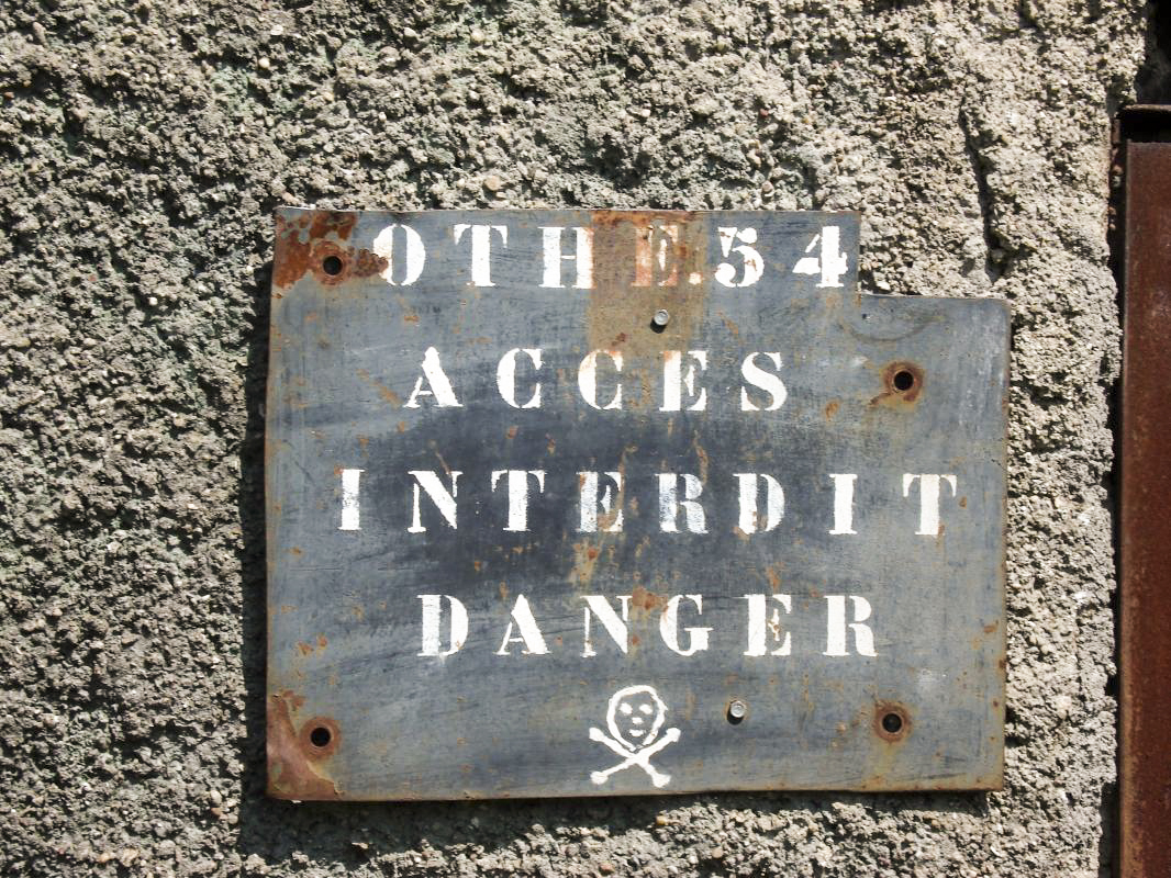Ligne Maginot - VELOSNES - (Ouvrage d'artillerie) - Bloc 6
Entrée mixte - R Tucker