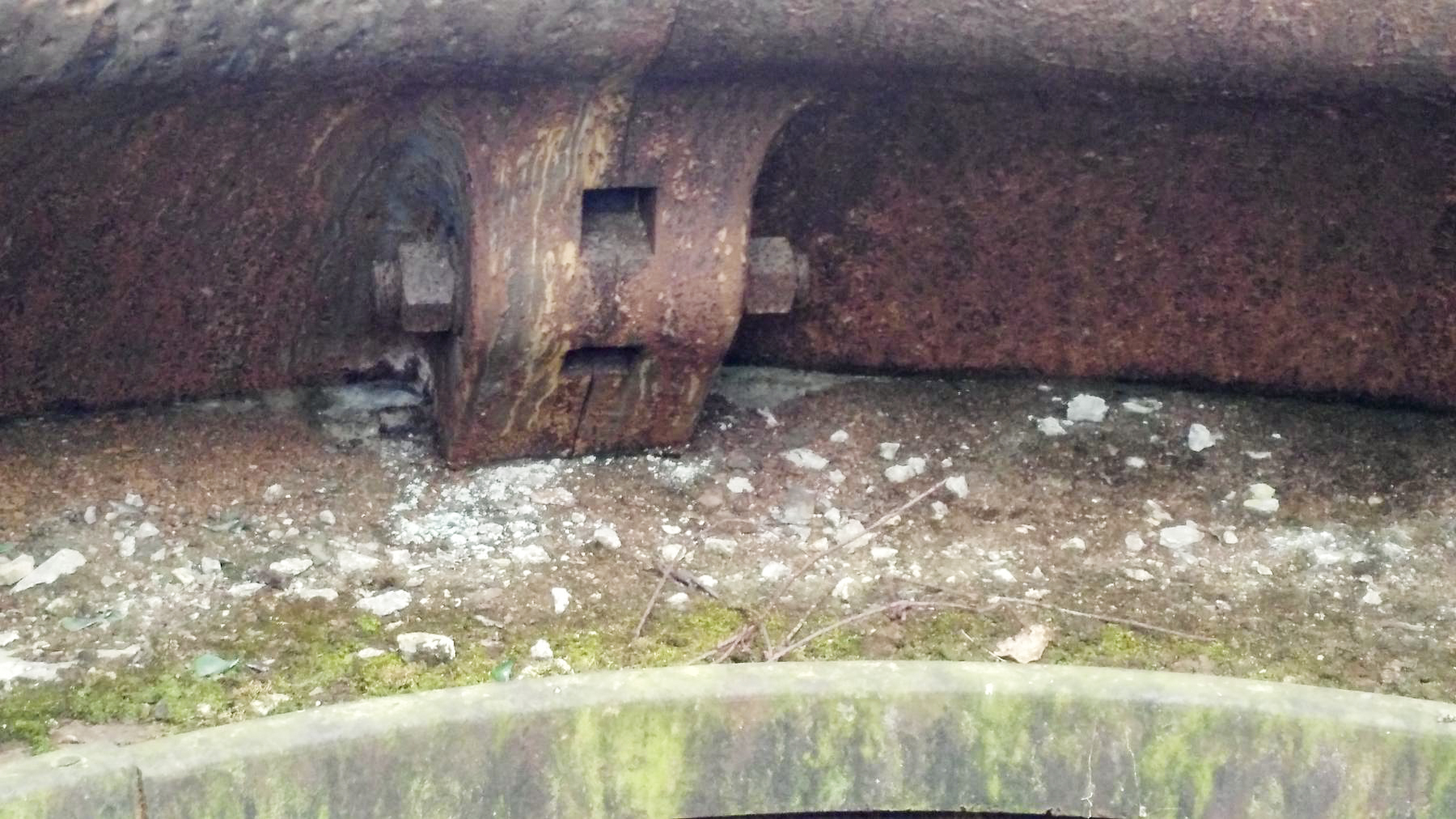 Ligne Maginot - VELOSNES - (Ouvrage d'artillerie) - Bloc 1
Tourelle pour deux armes mixtes
Assemblage des voussoirs - ANDRE Philippe