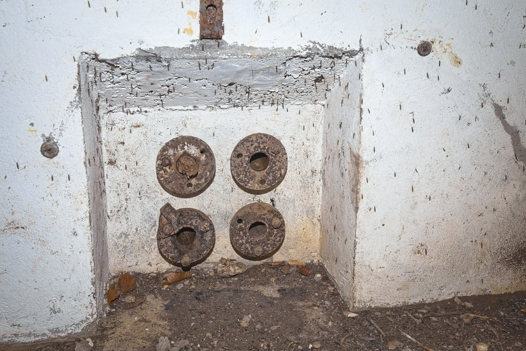 Ligne Maginot - 83 - (Chambre de coupure) -  - Thierry Caland