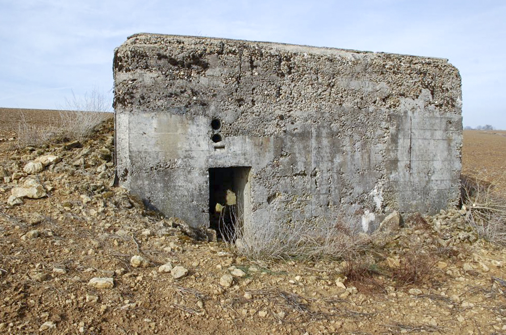 Ligne Maginot - A22 - (Blockhaus pour canon) - L'entrée - Christian RICHON/devoitine520