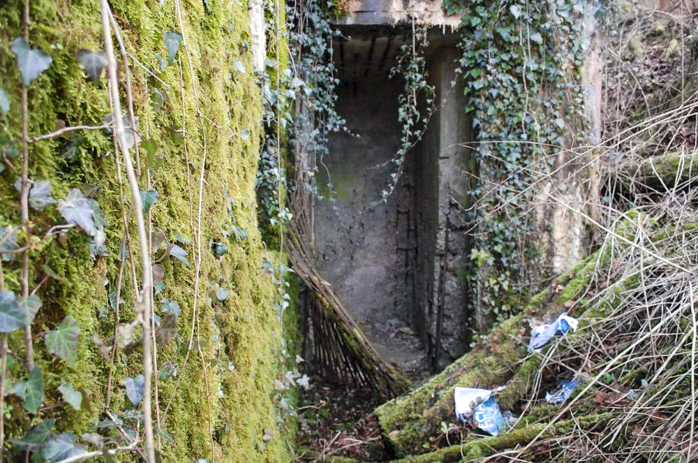 Ligne Maginot - G20 - (Blockhaus lourd type STG / STG-FCR - Simple) - L'entrée du blockhaus - Christian RICHON/devoitine520
