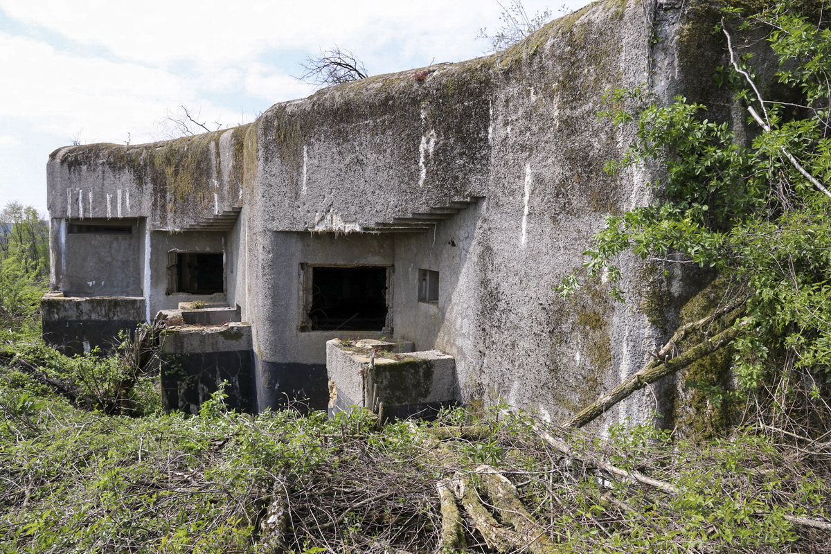 Ligne Maginot - LA HIGNY - (Casemate d'artillerie) - Totalement dégagée - Alain Perouffe