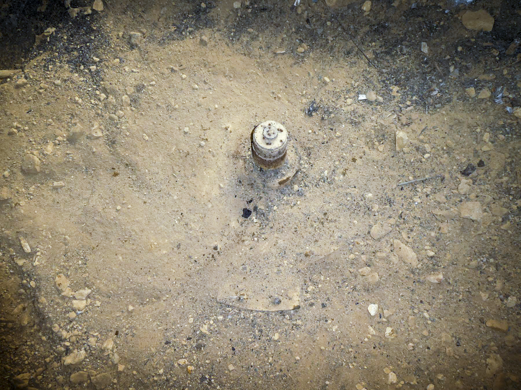 Ligne Maginot - LA HIGNY - (Casemate d'artillerie) - Pivot d'une pièce de 75 mm - ELLENA - CUNY