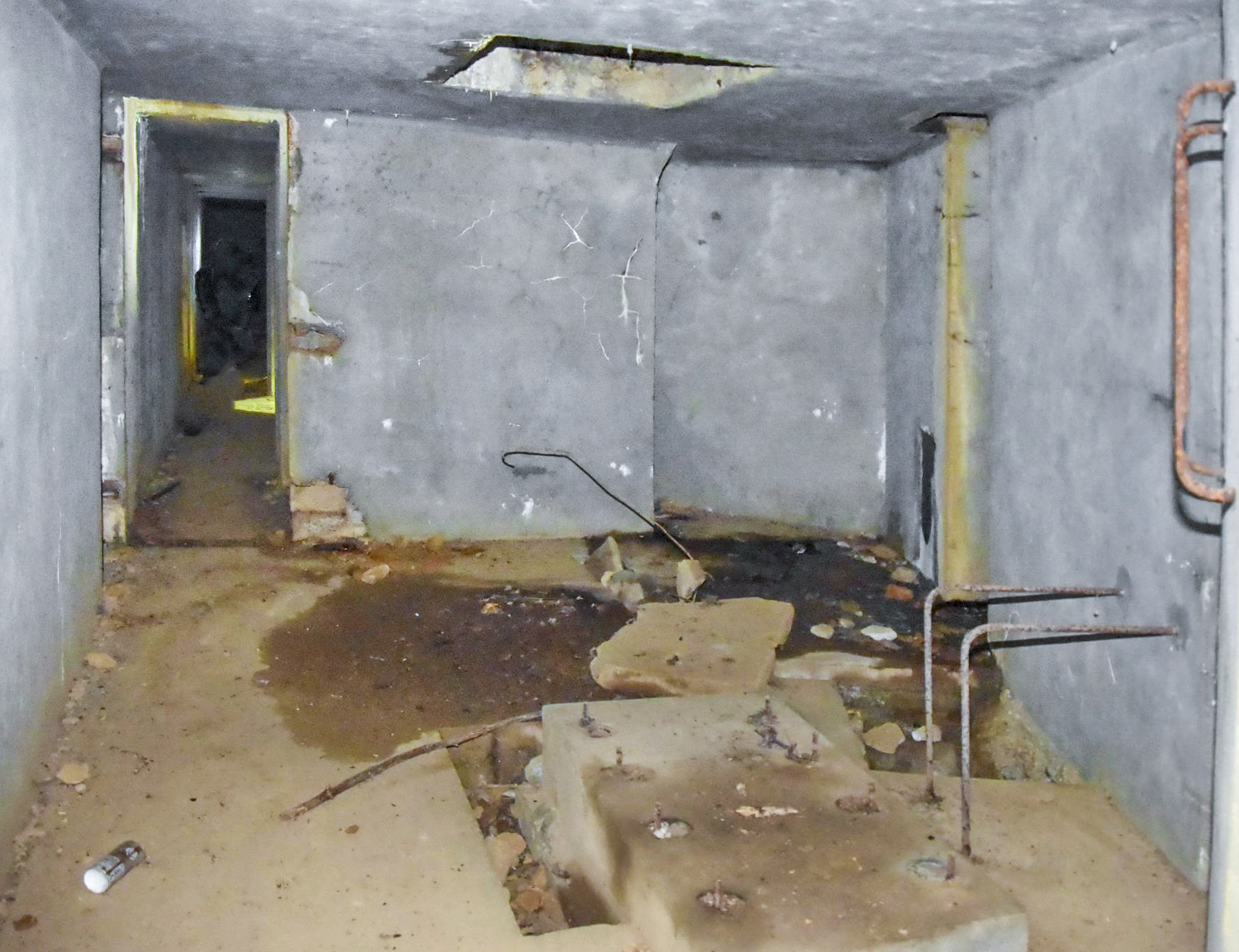 Ligne Maginot - LA HIGNY - (Casemate d'artillerie) - Emplacement d'un moteur ou groupe - D.Froehly