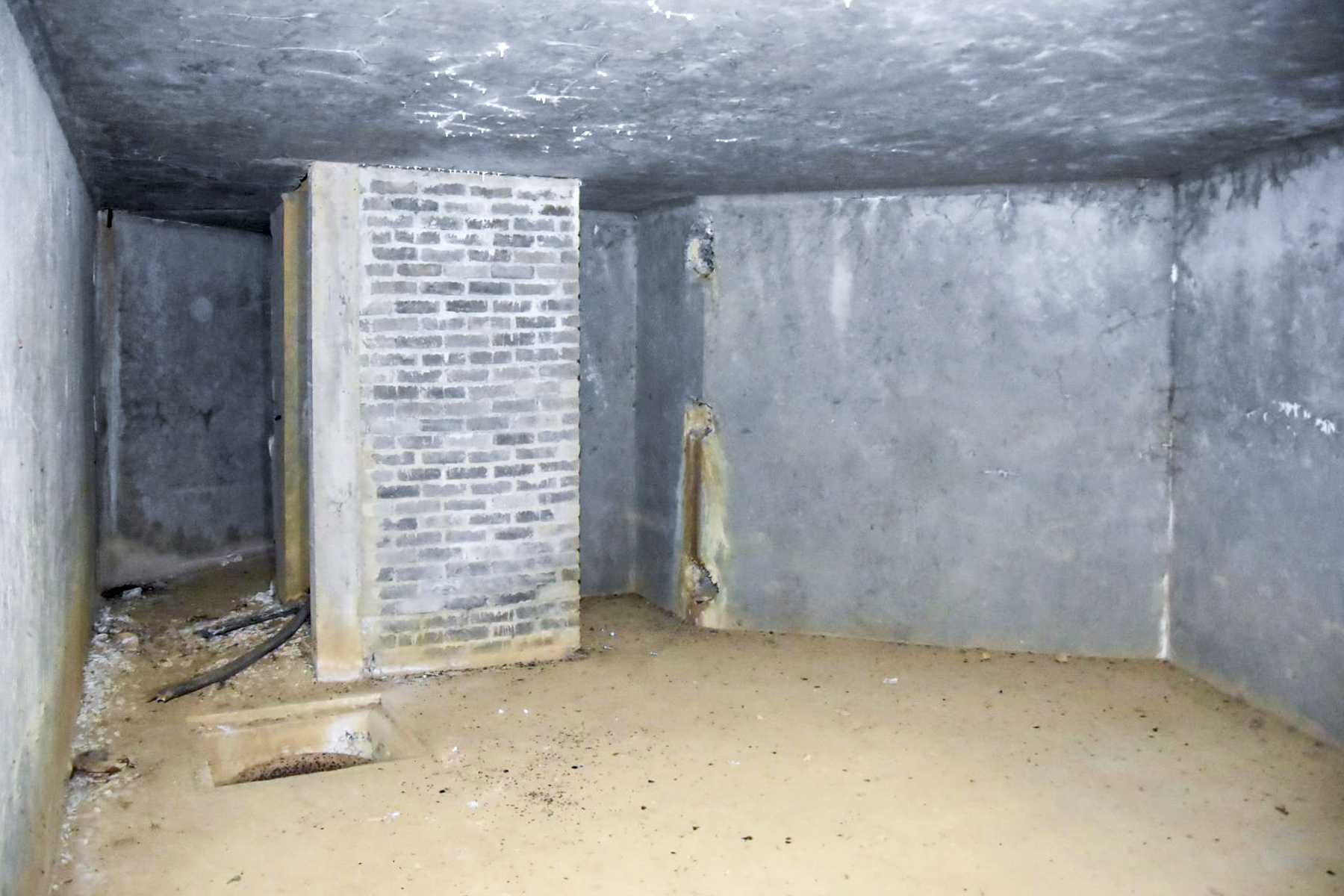 Ligne Maginot - LA HIGNY - (Casemate d'artillerie) - Pièce du sous-sol - D.Froehly