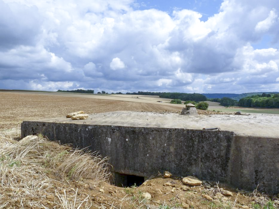 Ligne Maginot - MB33 - (Blockhaus pour arme infanterie) - L'accès pour le personnel - Sylvie Laure LAMBERT