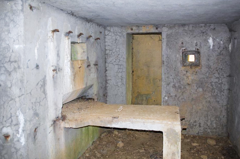 Ligne Maginot - MB10 - (Blockhaus pour canon) - Intérieur - Christian RICHON/devoitine520