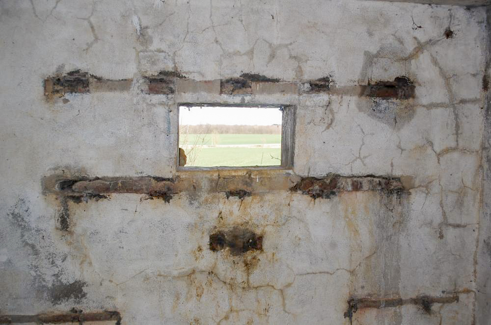 Ligne Maginot - MB14 - (Blockhaus pour canon) - Vue intérieure - Christian RICHON/devoitine520