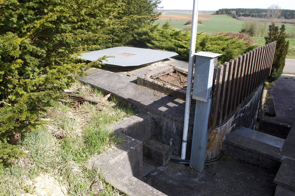 Ligne Maginot - MT121 - (Cuve pour arme d'infanterie) - Vue du dessus de l'ouvrage - Christian RICHON/devoitine520