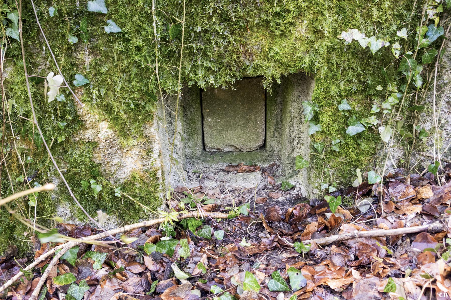 Ligne Maginot - MBA7 - (Blockhaus pour arme infanterie) - L'obturation du creneau - Lia VERMEULEN