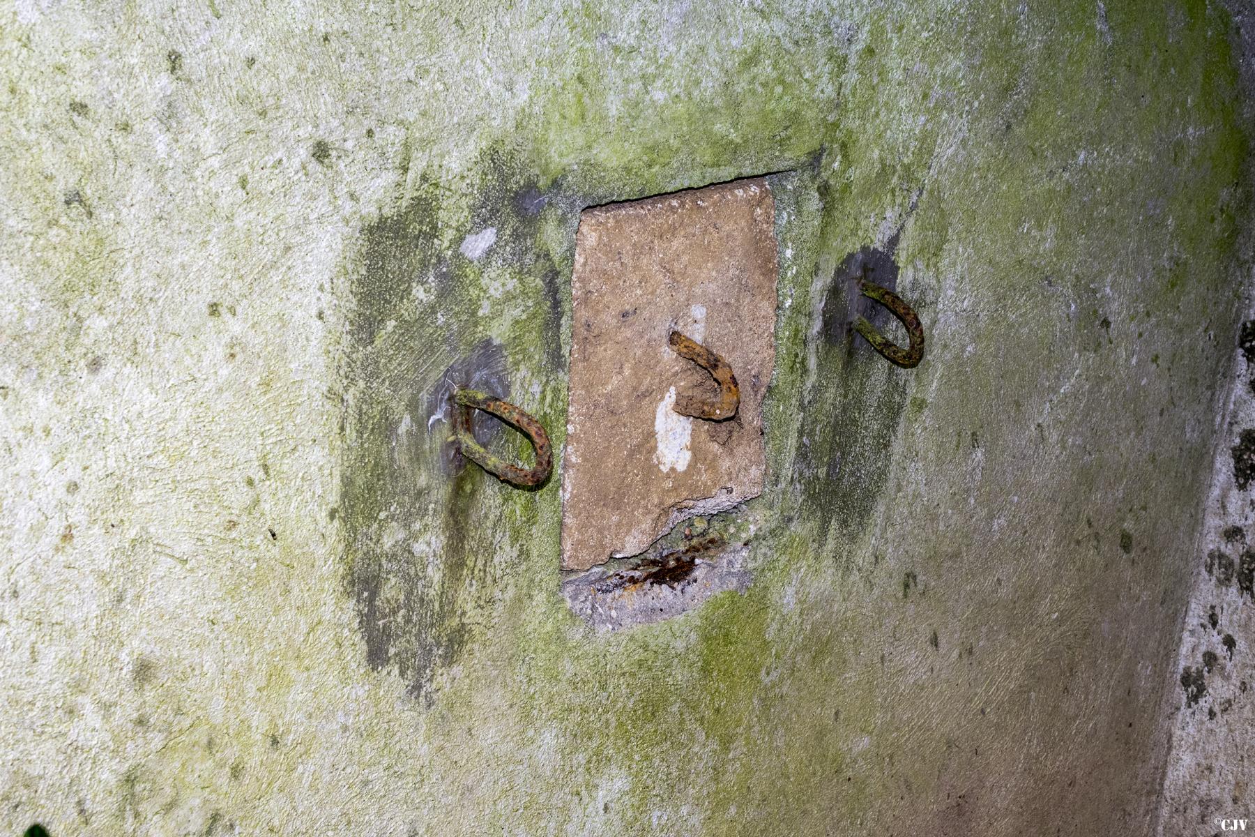 Ligne Maginot - MBA7 - (Blockhaus pour arme infanterie) - L'obturation du créneau - Lia VERMEULEN