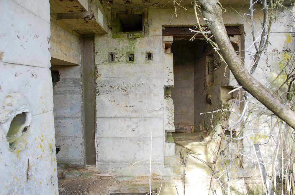 Ligne Maginot - MB50 - (Blockhaus lourd type STG / STG-FCR - Simple) - L'entrée - Christian RICHON/devoitine520