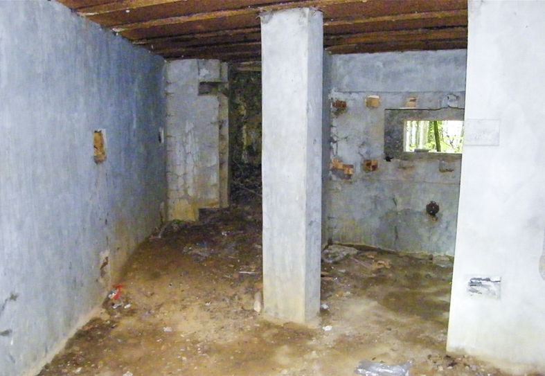 Ligne Maginot - MB53 - (Blockhaus lourd type STG / STG-FCR - Simple) - L'intérieur - Jean-Louis AUBLET & Sylvie MAINGUIN