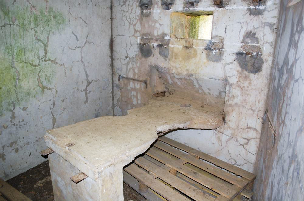 Ligne Maginot - MB151 - (Blockhaus pour canon) - Support pour Hotchkiss - Christian RICHON/devoitine520