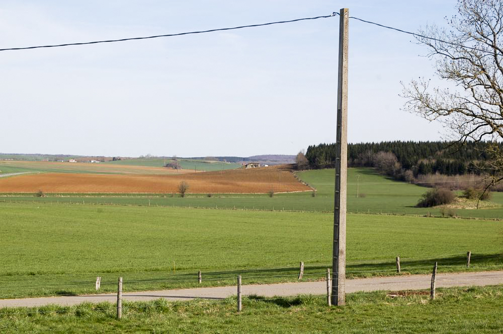 Ligne Maginot - MB151 - (Blockhaus pour canon) - En étant devant l'ouvrage le Mb121 est visible - Christian RICHON/devoitine520