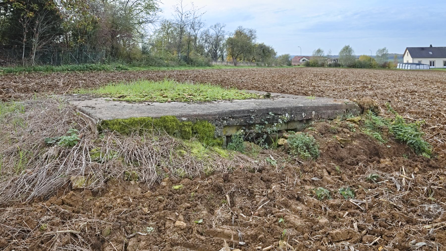 Ligne Maginot - VILLERS LE ROND - (Observatoire d'infanterie) - Le créneau d’observation  - Thierry Caland