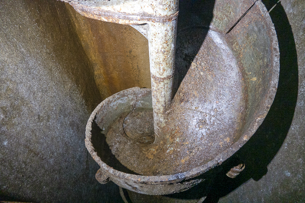 Ligne Maginot - MICHELSBERG - A22 - (Ouvrage d'artillerie) - Bloc 6
Toboggan pour les douilles - Michel Teiten
