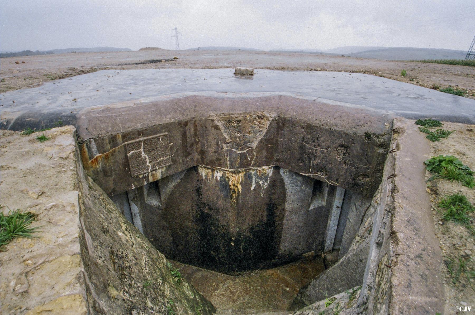Ligne Maginot - COTE 400 - (Central téléphonique d'observation) -  - Lia VERMEULEN