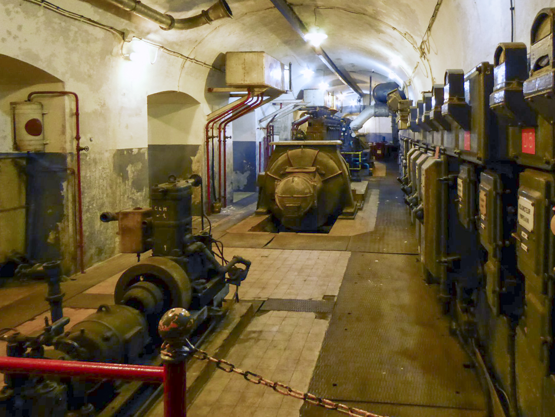 Ligne Maginot - FERMONT - A2 - (Ouvrage d'artillerie) - Usine électrique - Daniel ELLENA - Philippe CUNY
