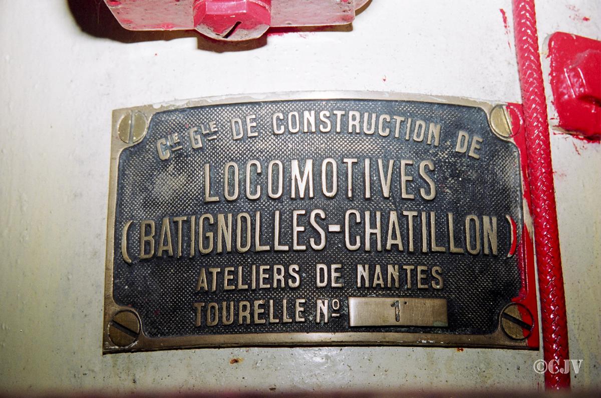 Ligne Maginot - Compagnie générale de construction de locomotives Batignolles-Châtillon (Batignolles-Châtillon) - Plaque fabricant le la tourelle de mitrailleuses n°1 à SENTZICH